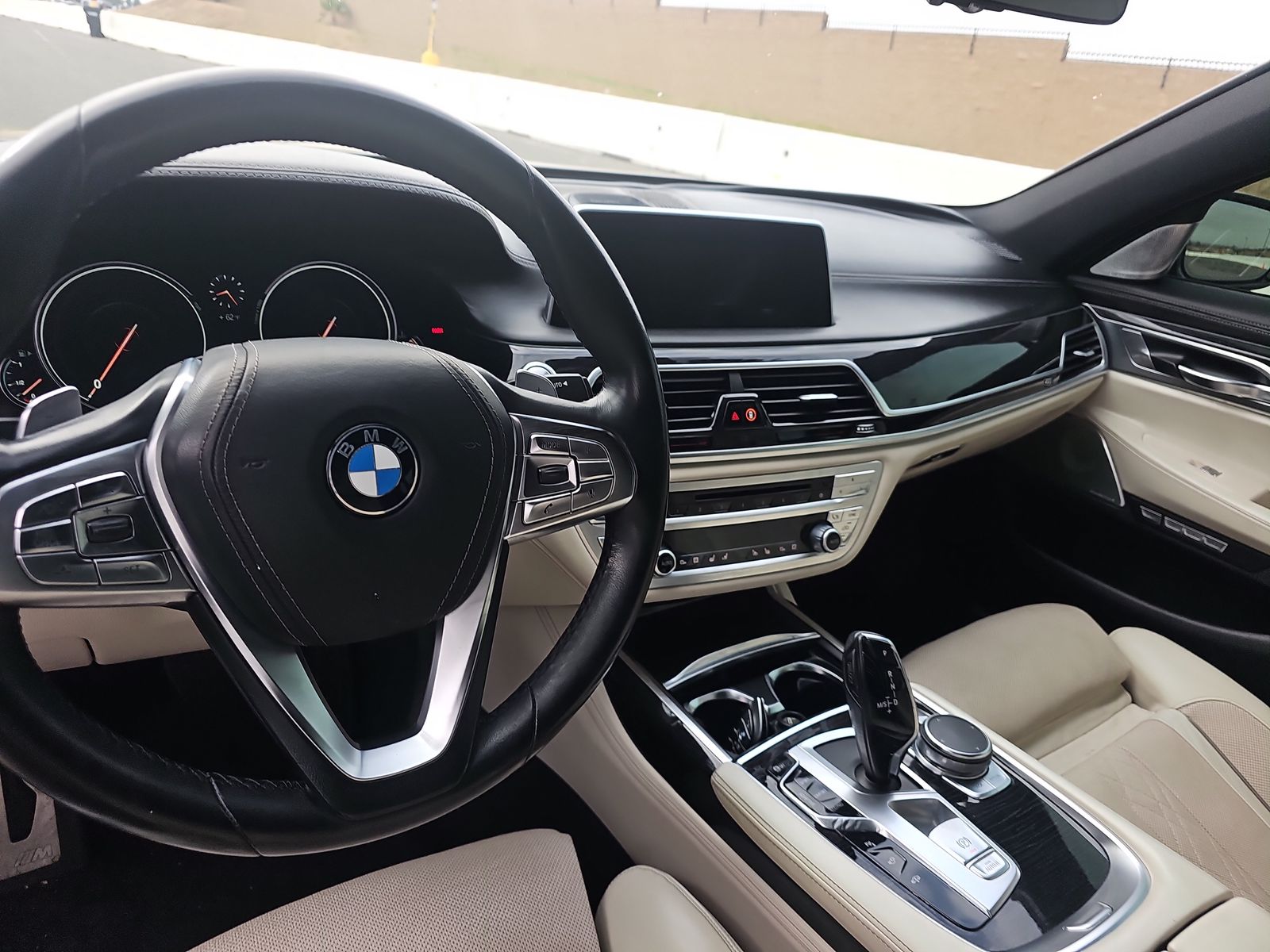 2016 BMW 7 Series 750i xDrive AWD