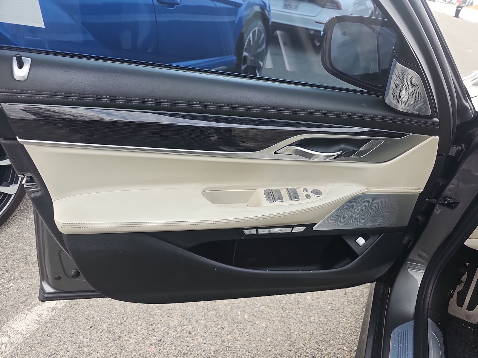 2016 BMW 7 Series 750i xDrive AWD