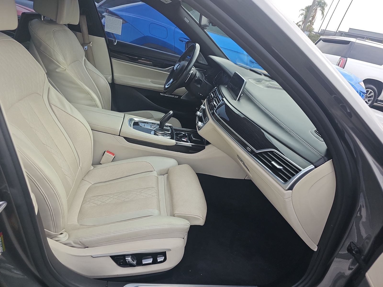 2016 BMW 7 Series 750i xDrive AWD