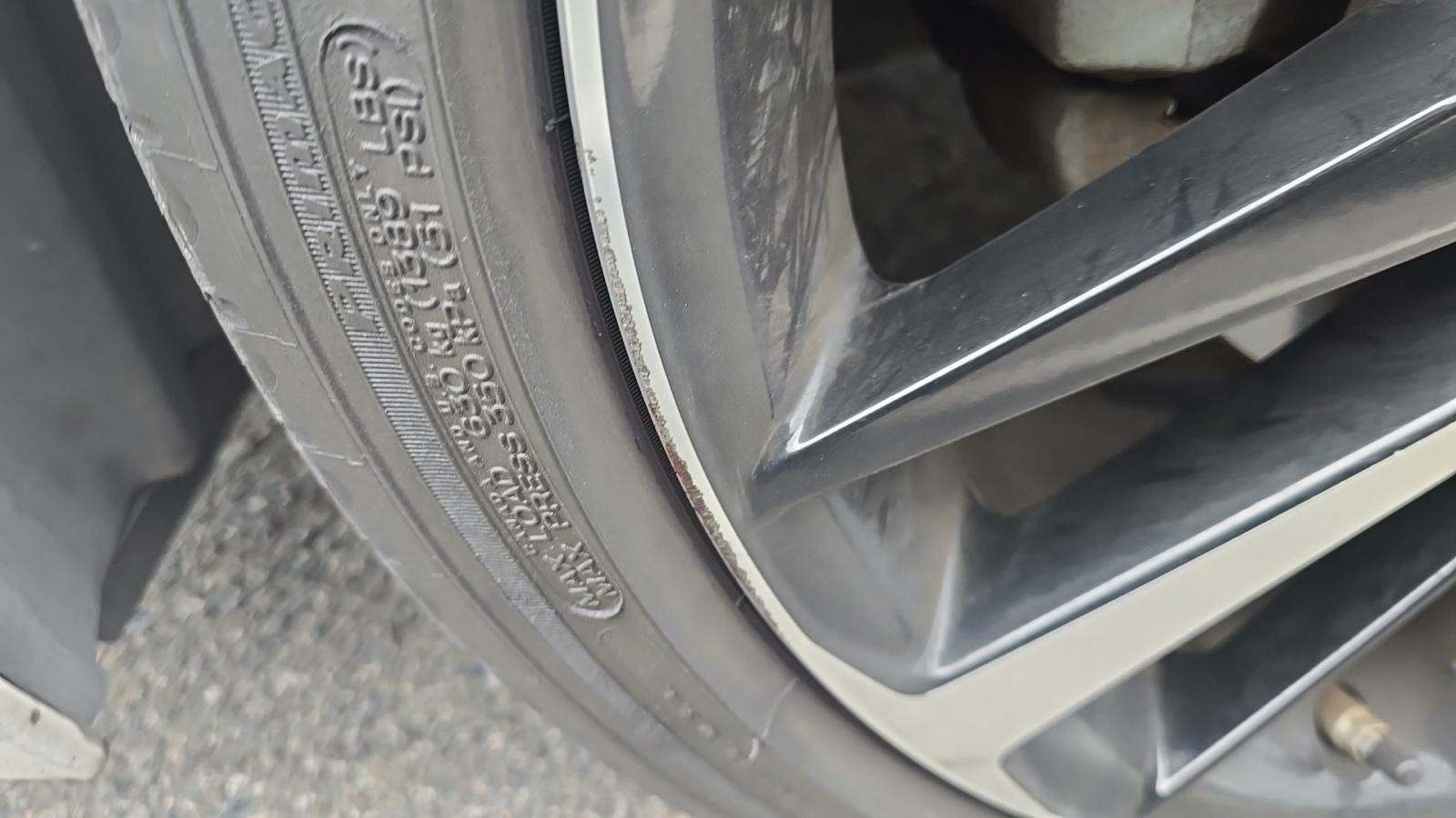 2018 Toyota Camry XSE FWD