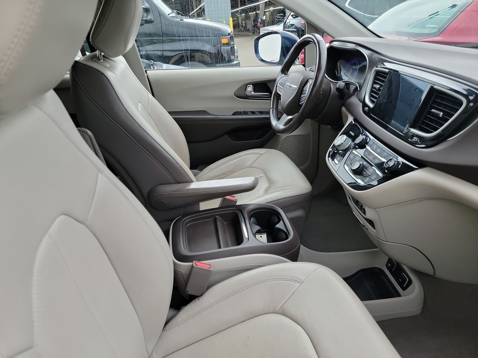 2019 Chrysler Pacifica Touring L FWD