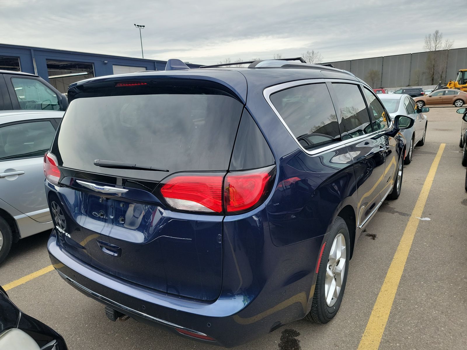 2019 Chrysler Pacifica Touring L FWD