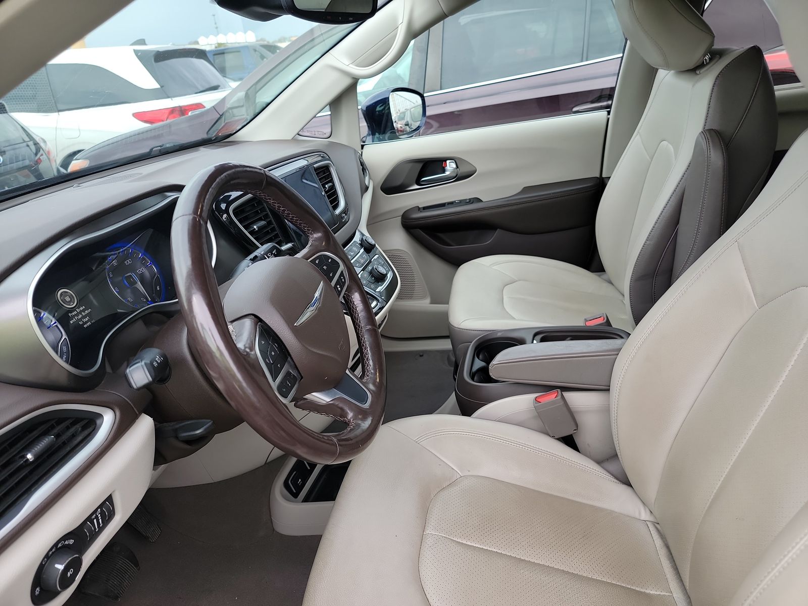 2019 Chrysler Pacifica Touring L FWD