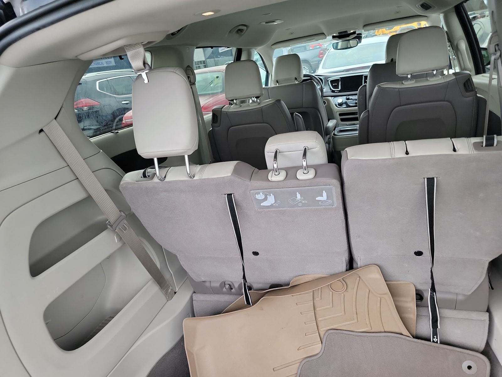 2019 Chrysler Pacifica Touring L FWD