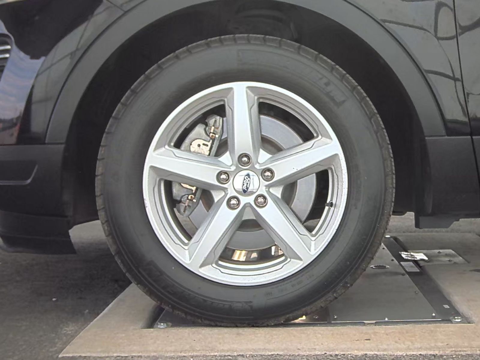 2018 Ford Explorer XLT FWD