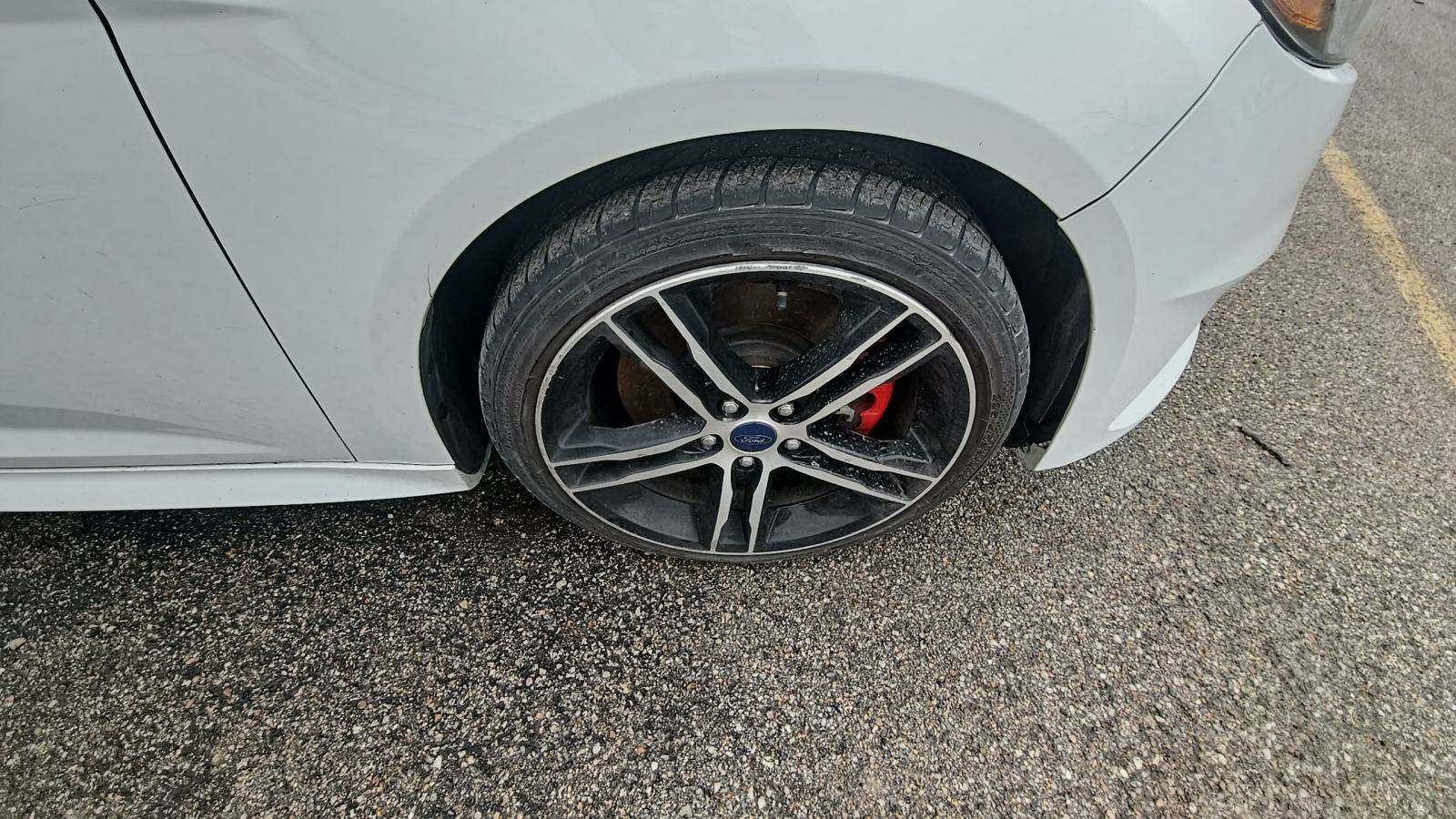 2018 Ford Focus ST FWD