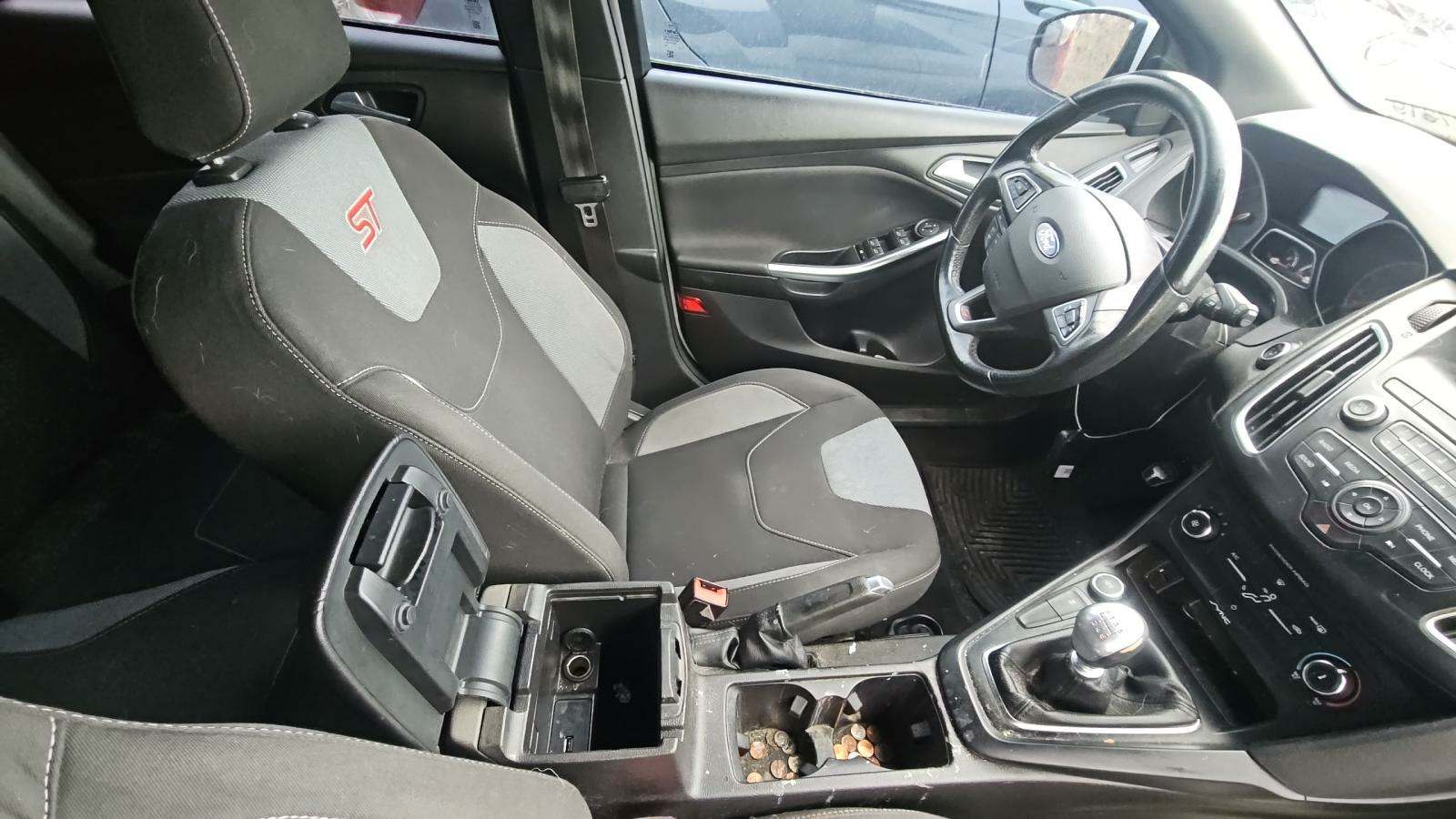 2018 Ford Focus ST FWD