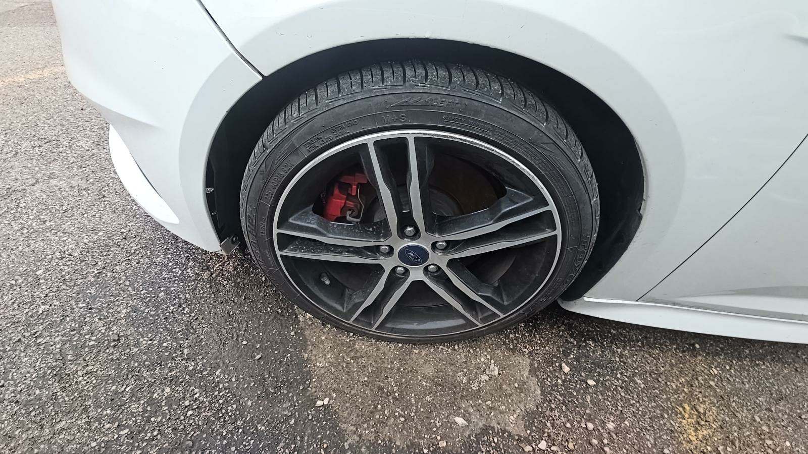 2018 Ford Focus ST FWD