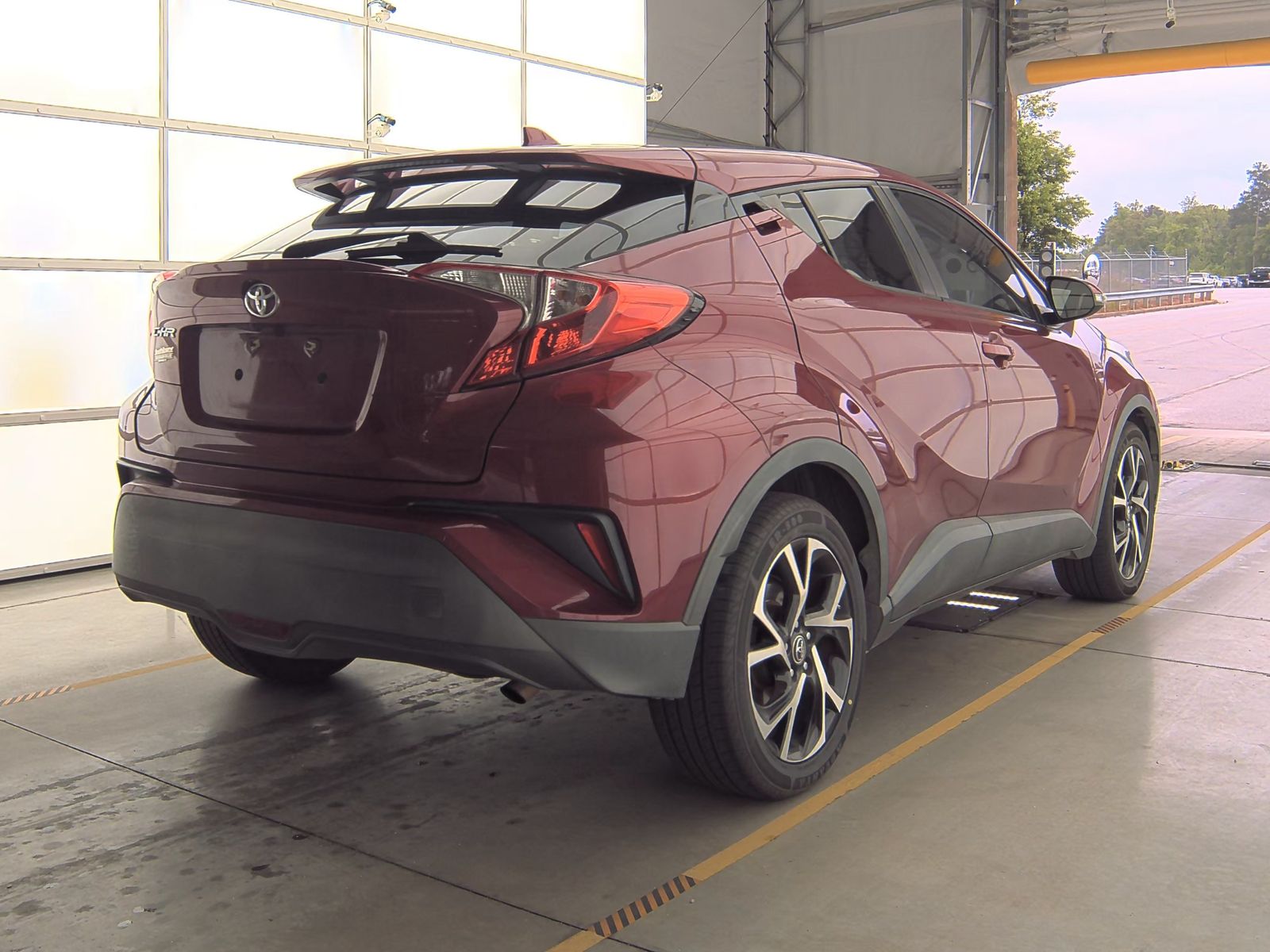2018 Toyota C-HR XLE Premium FWD