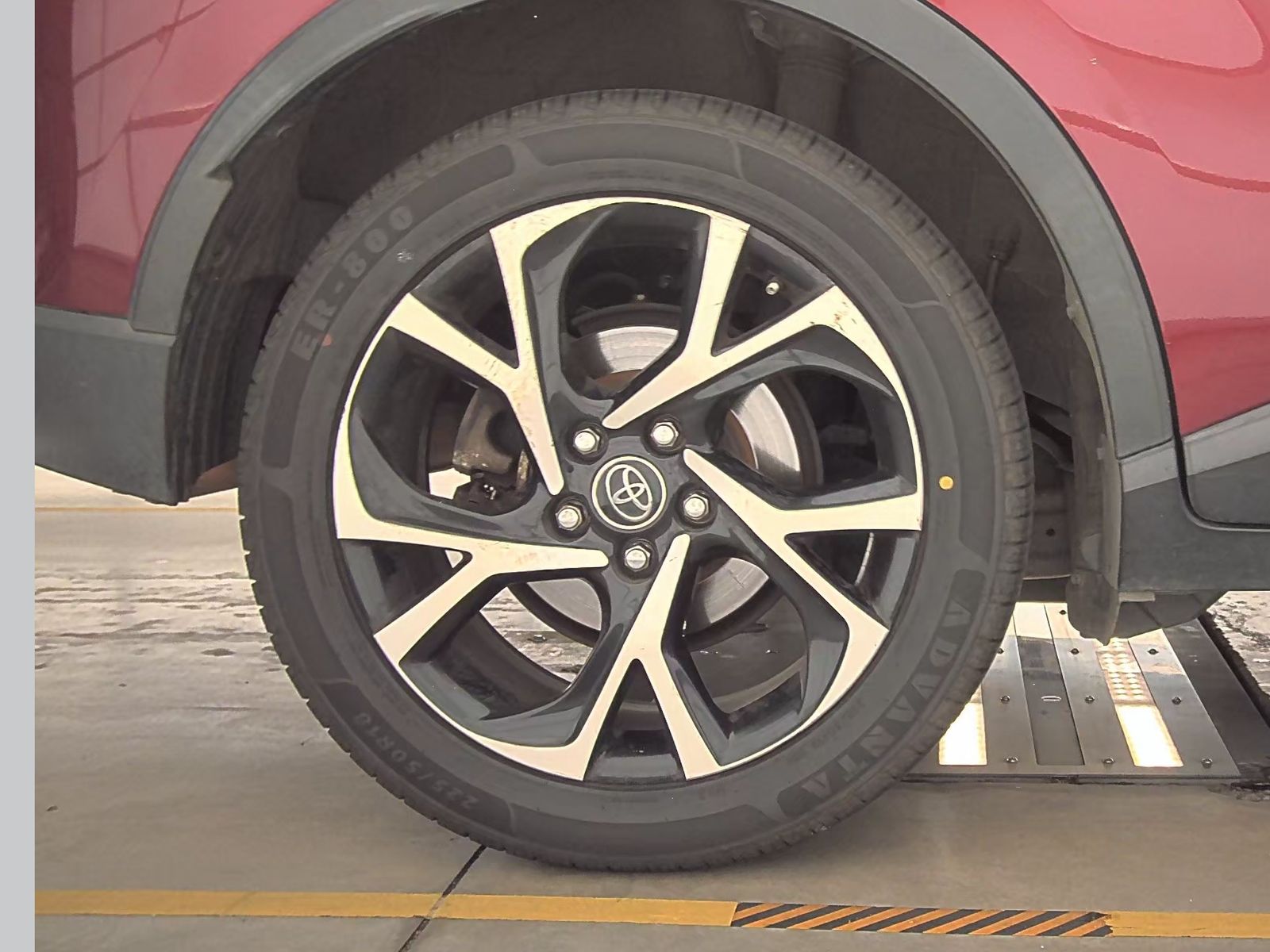 2018 Toyota C-HR XLE Premium FWD