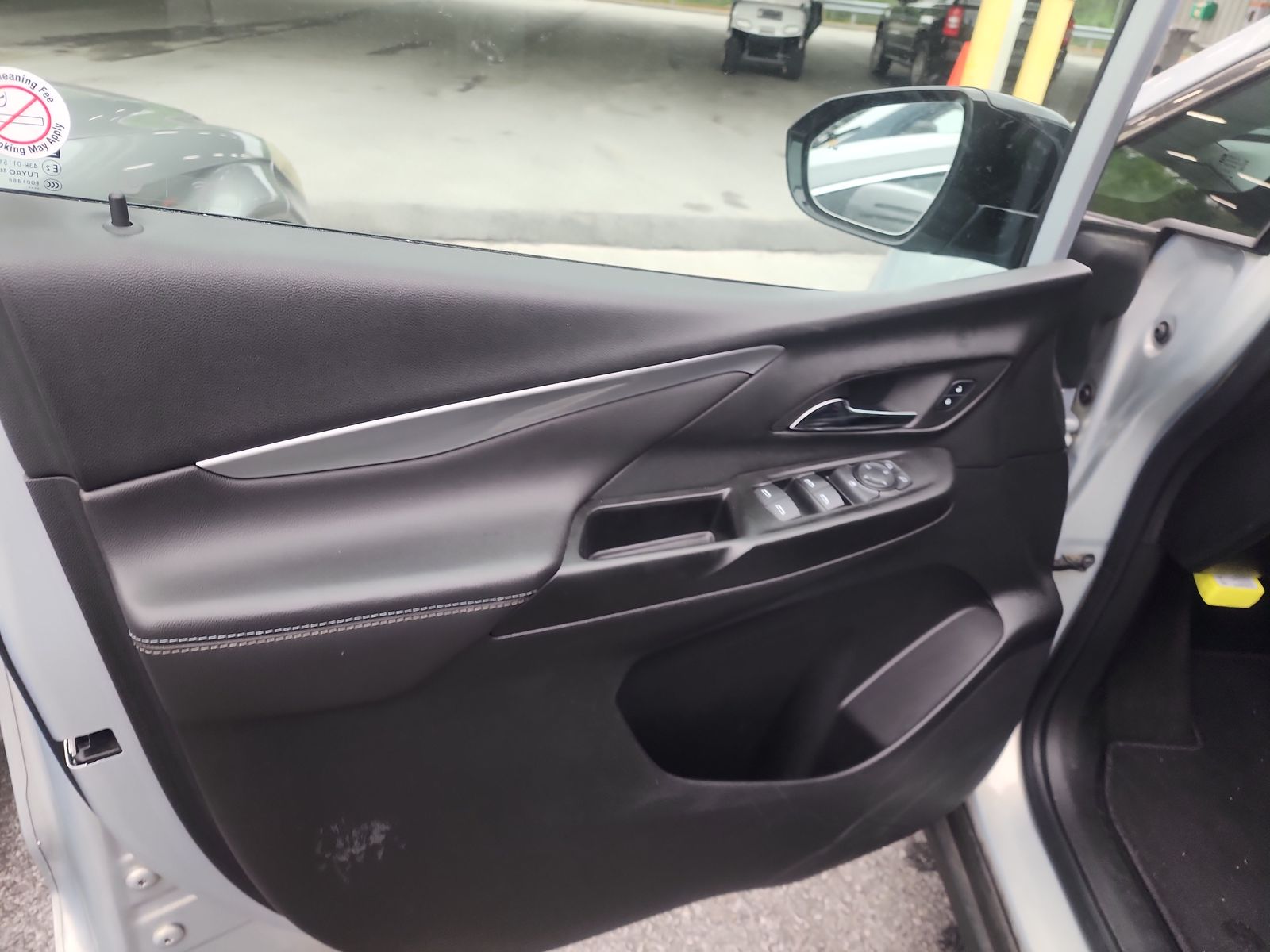 2023 Chevrolet Bolt EV 2LT FWD