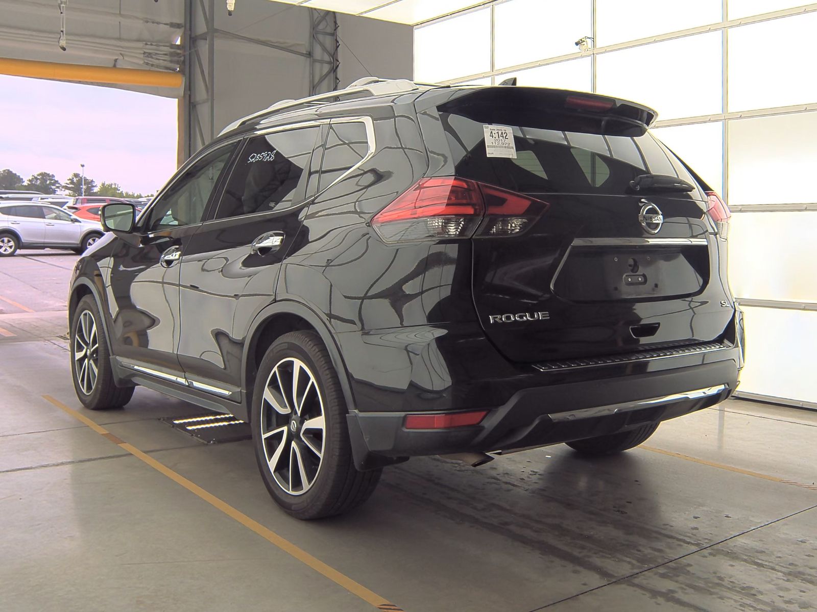 2017 Nissan Rogue SL FWD