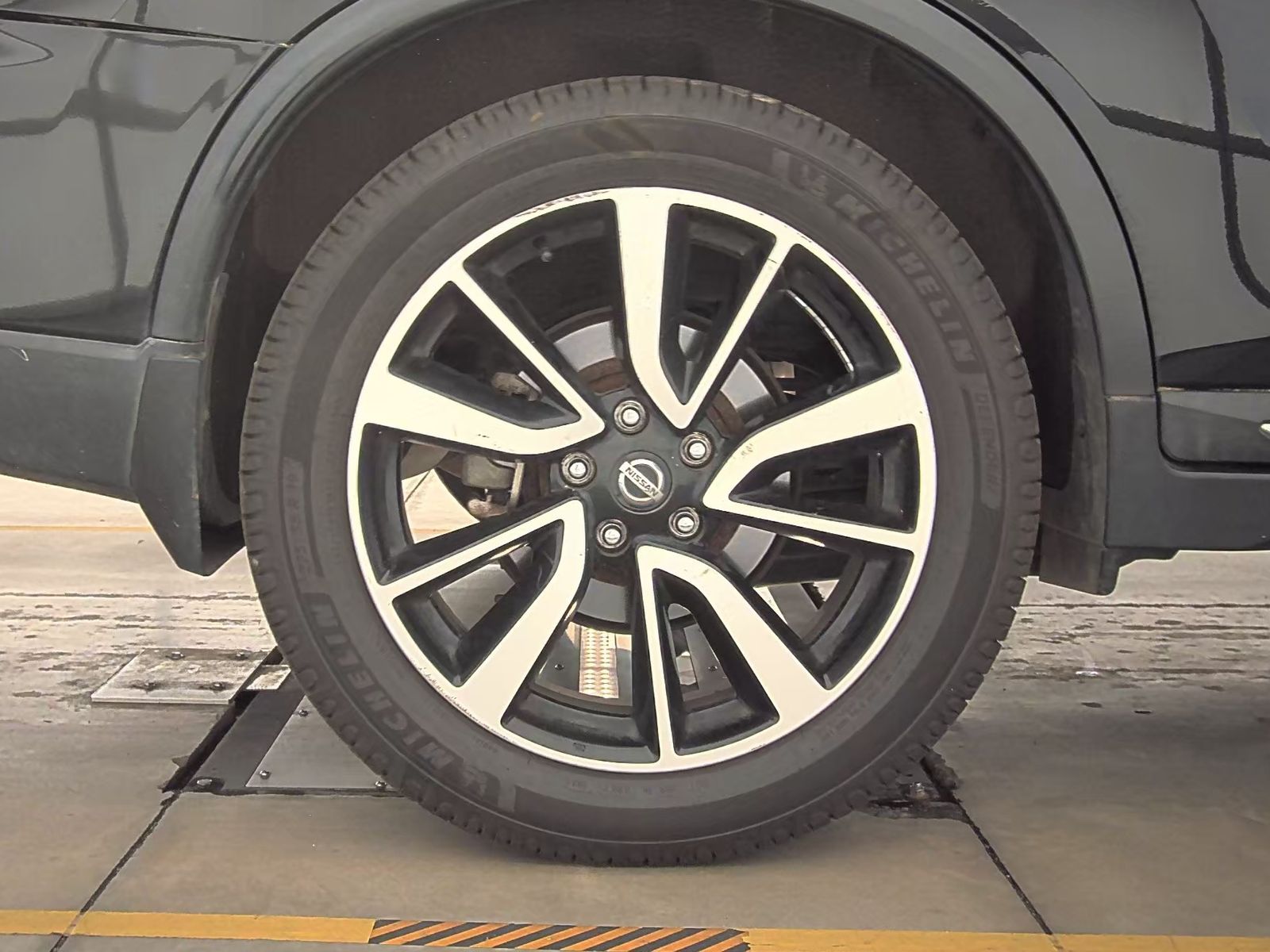 2017 Nissan Rogue SL FWD