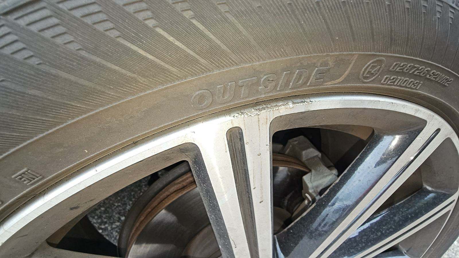 2016 Volvo XC60 T5 Platinum FWD