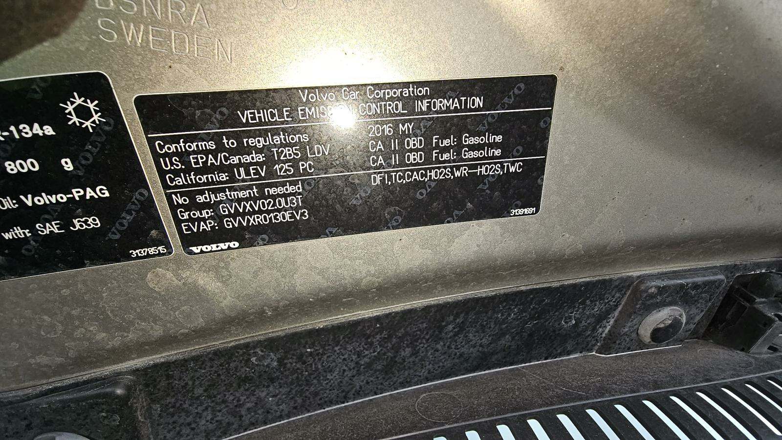 2016 Volvo XC60 T5 Platinum FWD