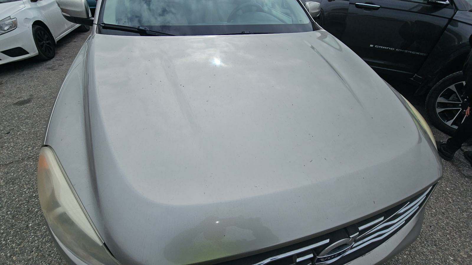 2016 Volvo XC60 T5 Platinum FWD