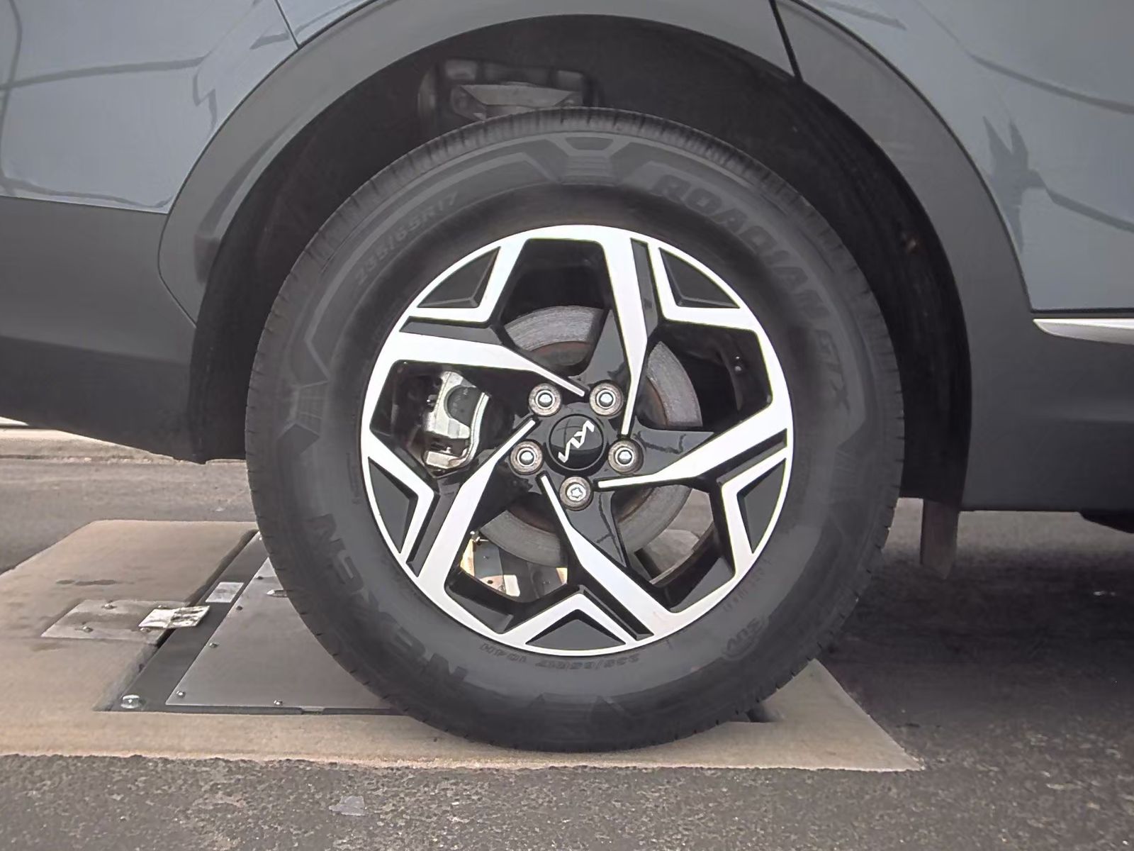 2024 Kia Sportage LX AWD