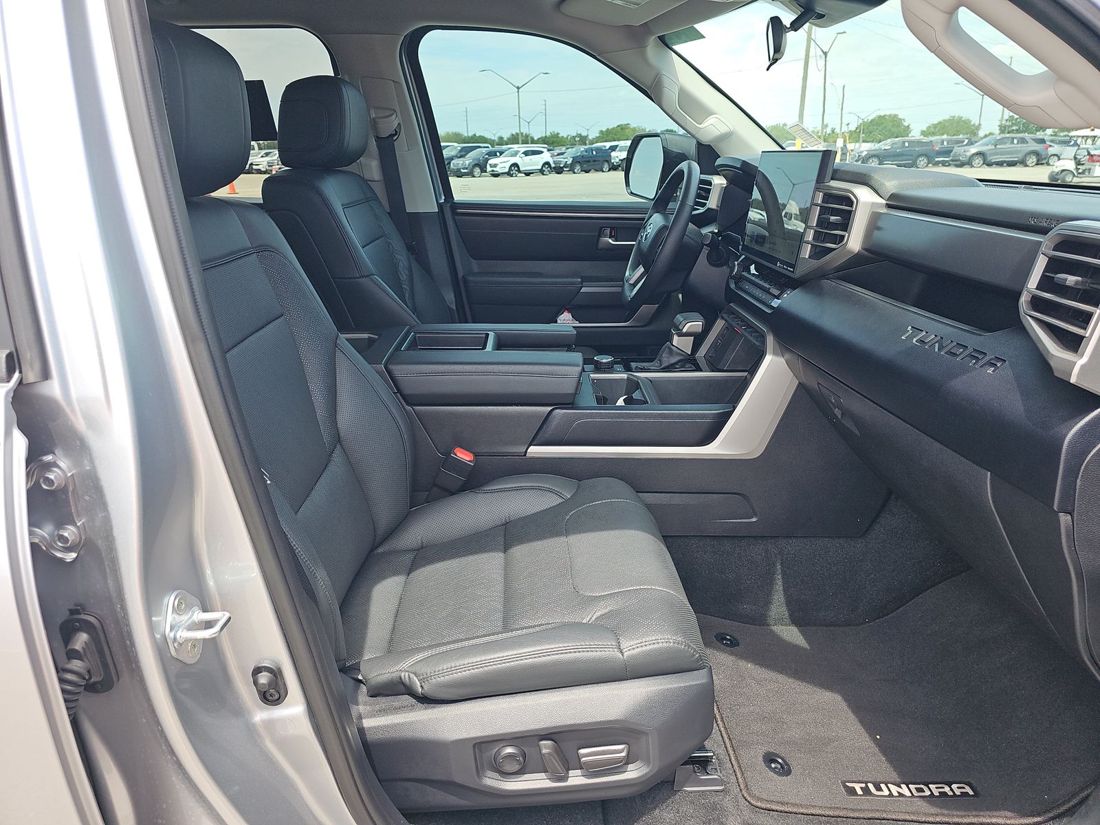 2024 Toyota Tundra SR5 RWD