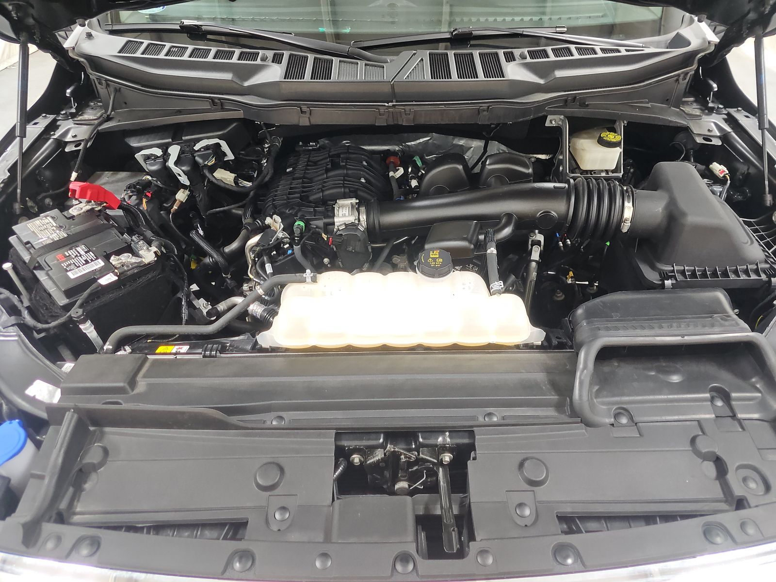 2022 Ford F-150 XLT AWD