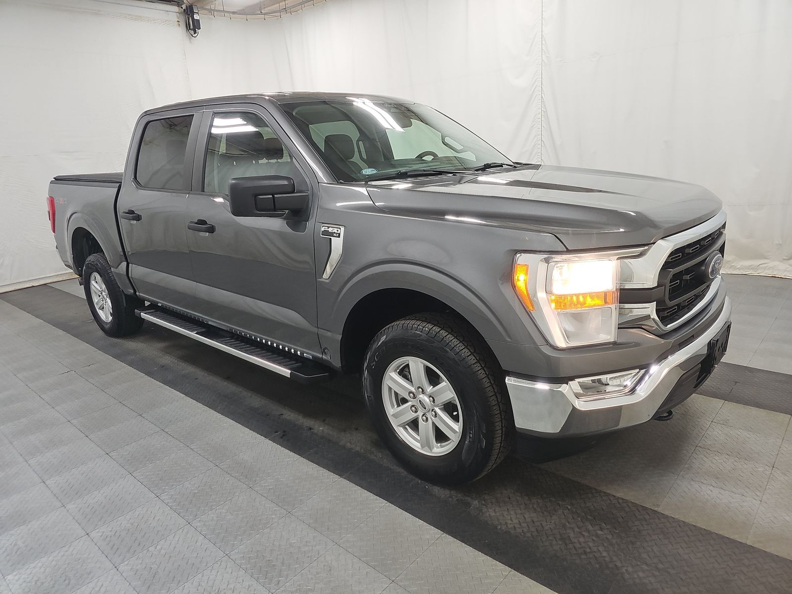 2022 Ford F-150 XLT AWD