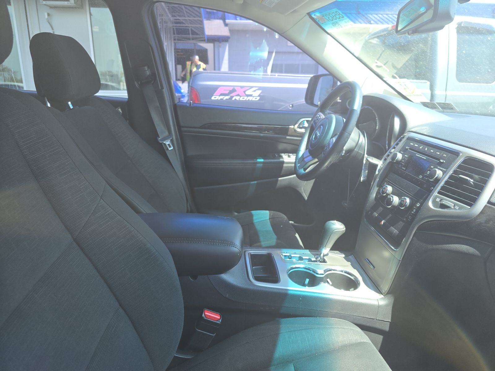 2013 Jeep Grand Cherokee Laredo AWD