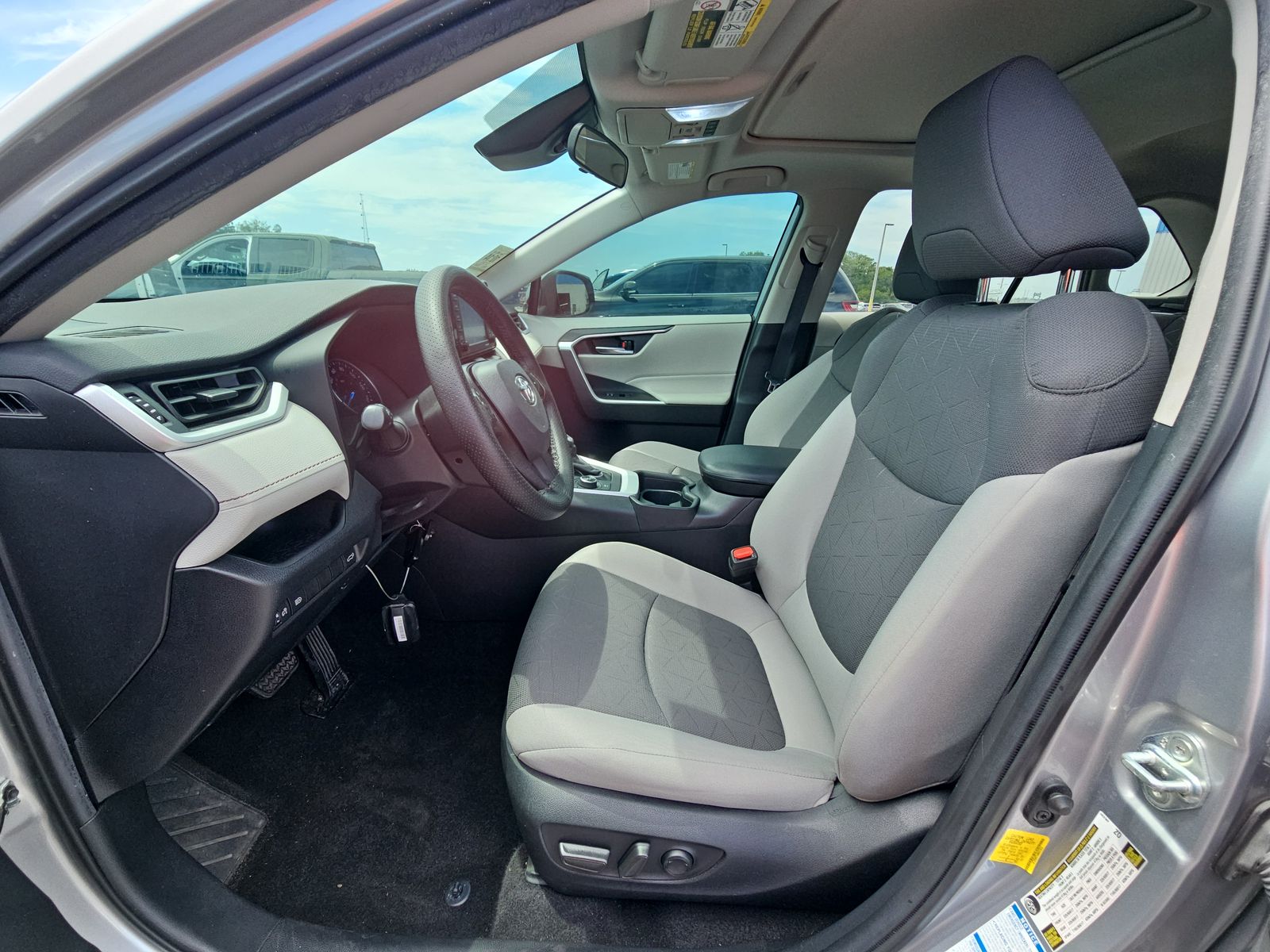 2021 Toyota RAV4 Hybrid XLE AWD