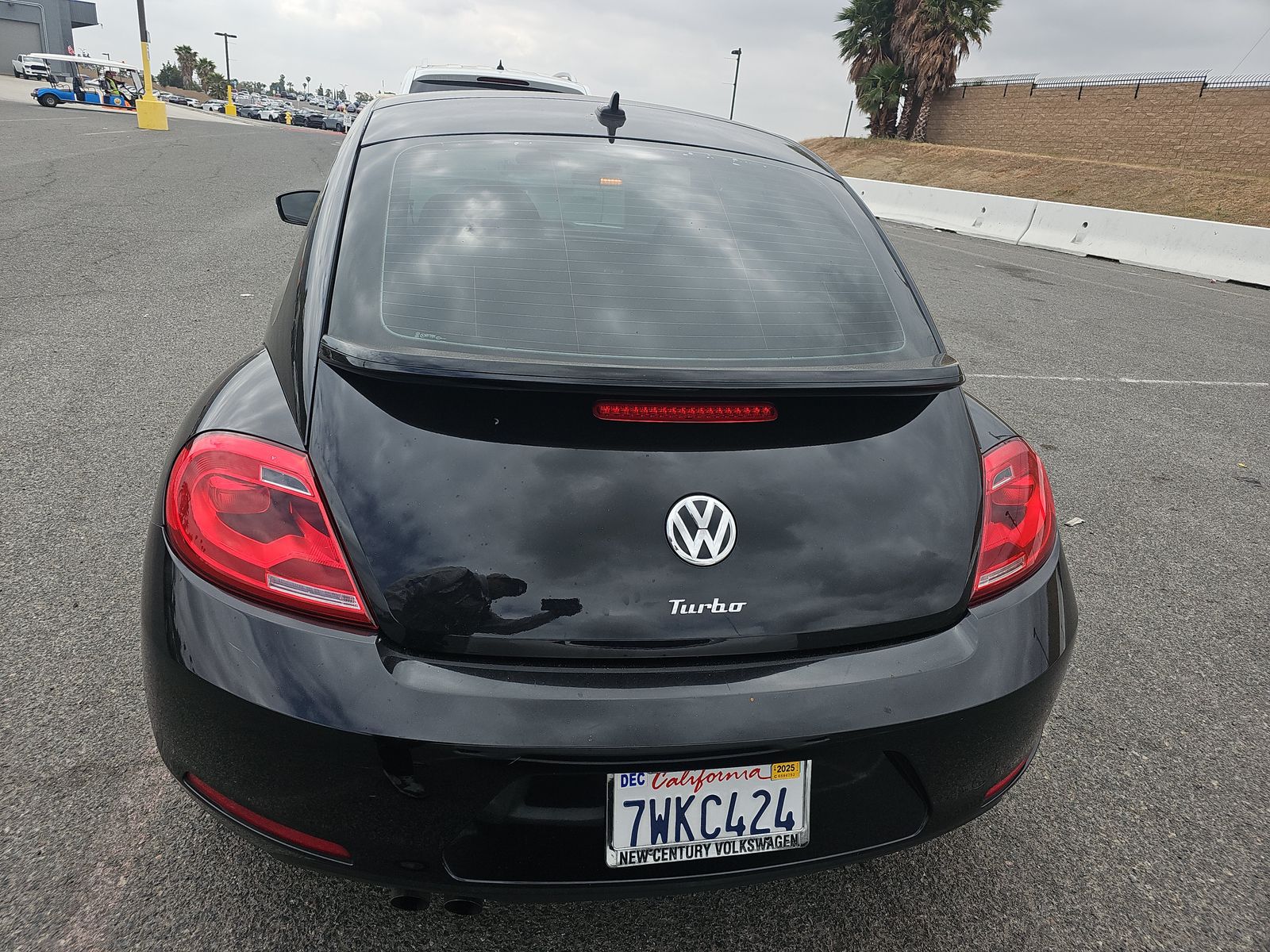 2016 Volkswagen Beetle 1.8T Classic FWD