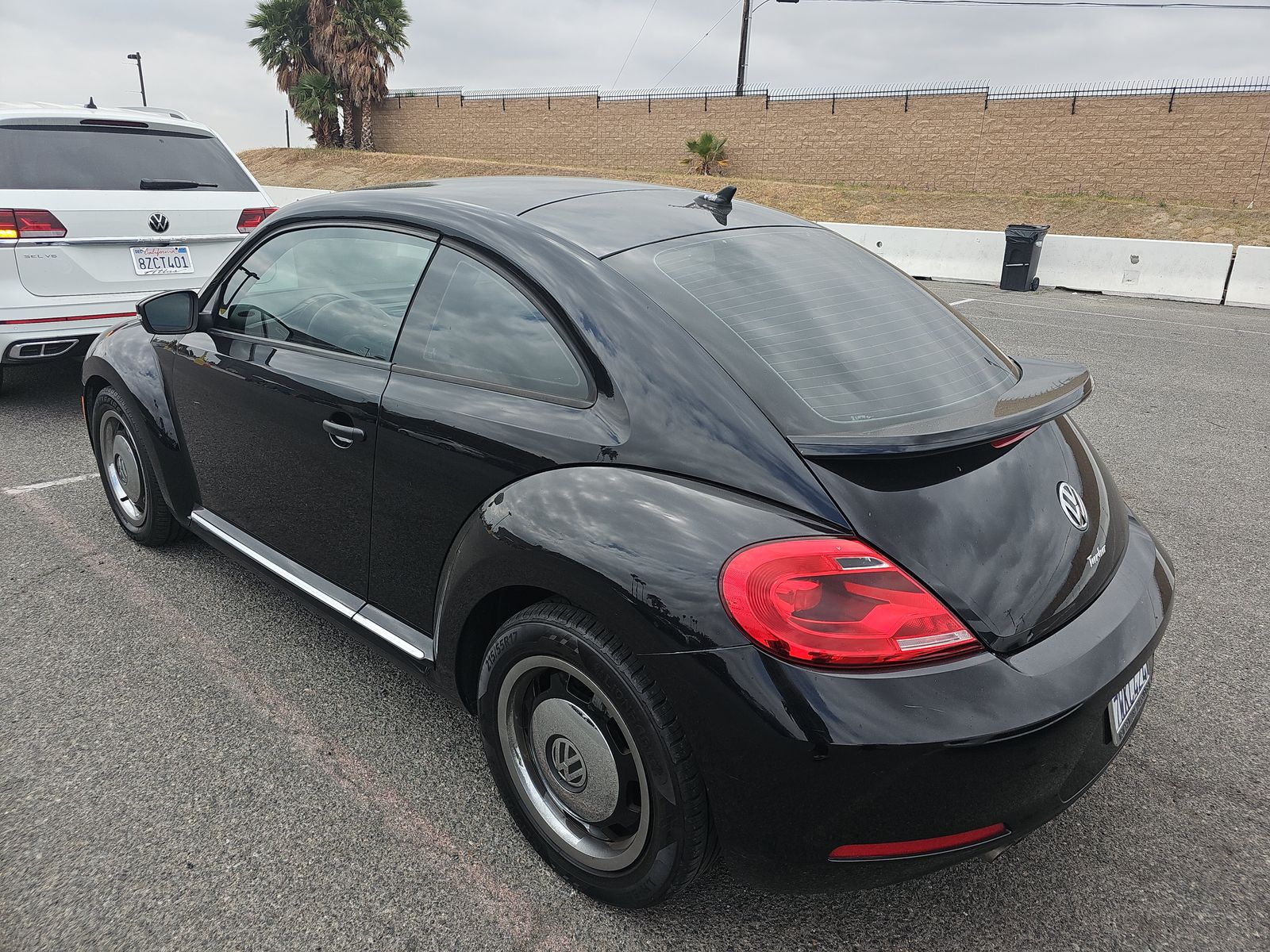 2016 Volkswagen Beetle 1.8T Classic FWD
