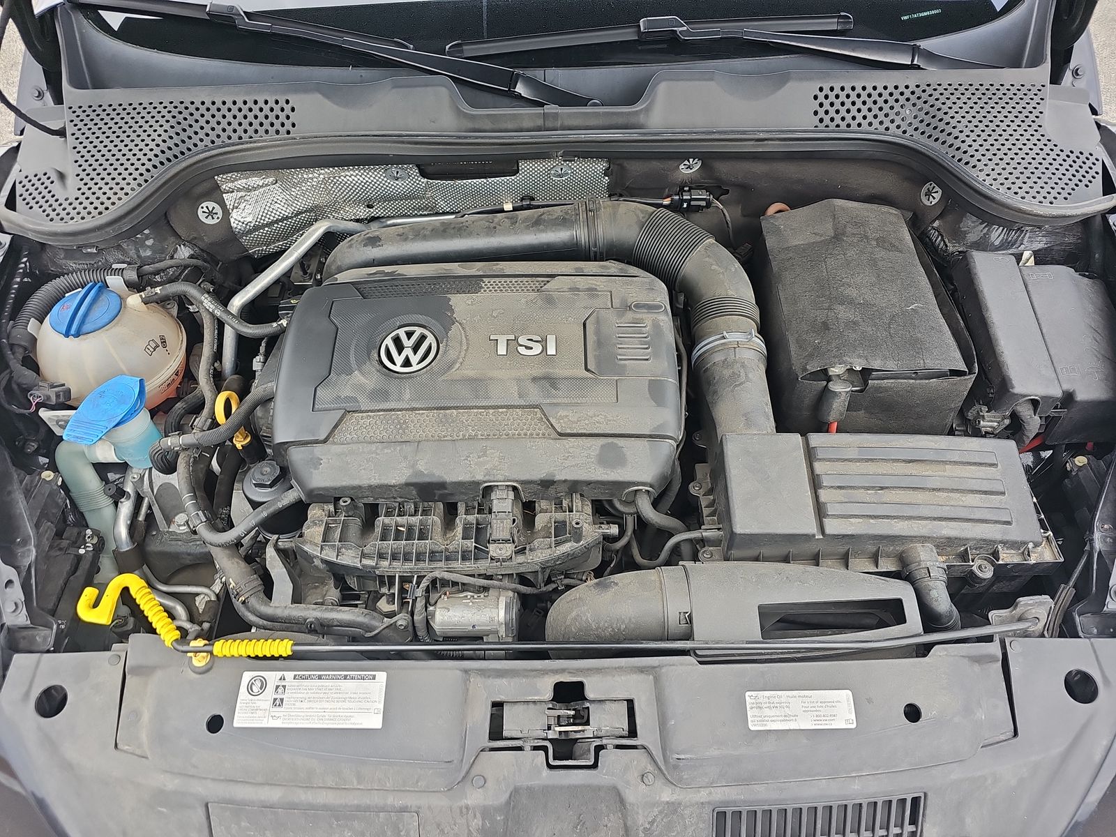 2016 Volkswagen Beetle 1.8T Classic FWD