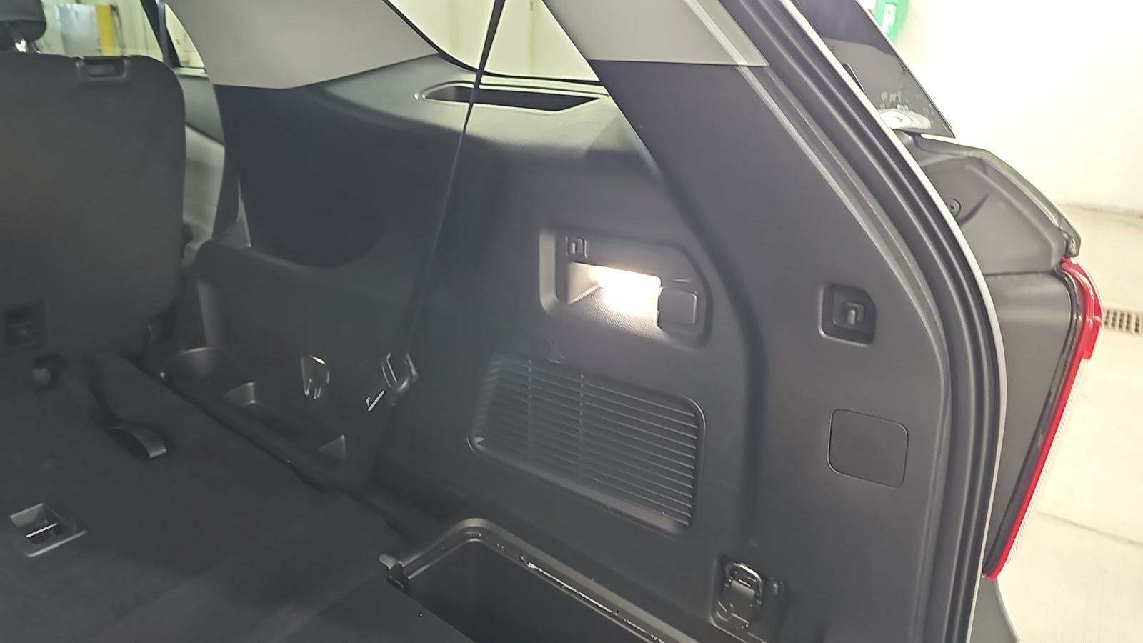 2022 Ford Explorer XLT AWD