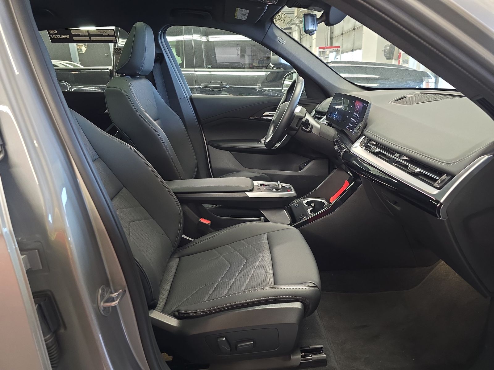 2025 BMW X1 xDrive28i AWD