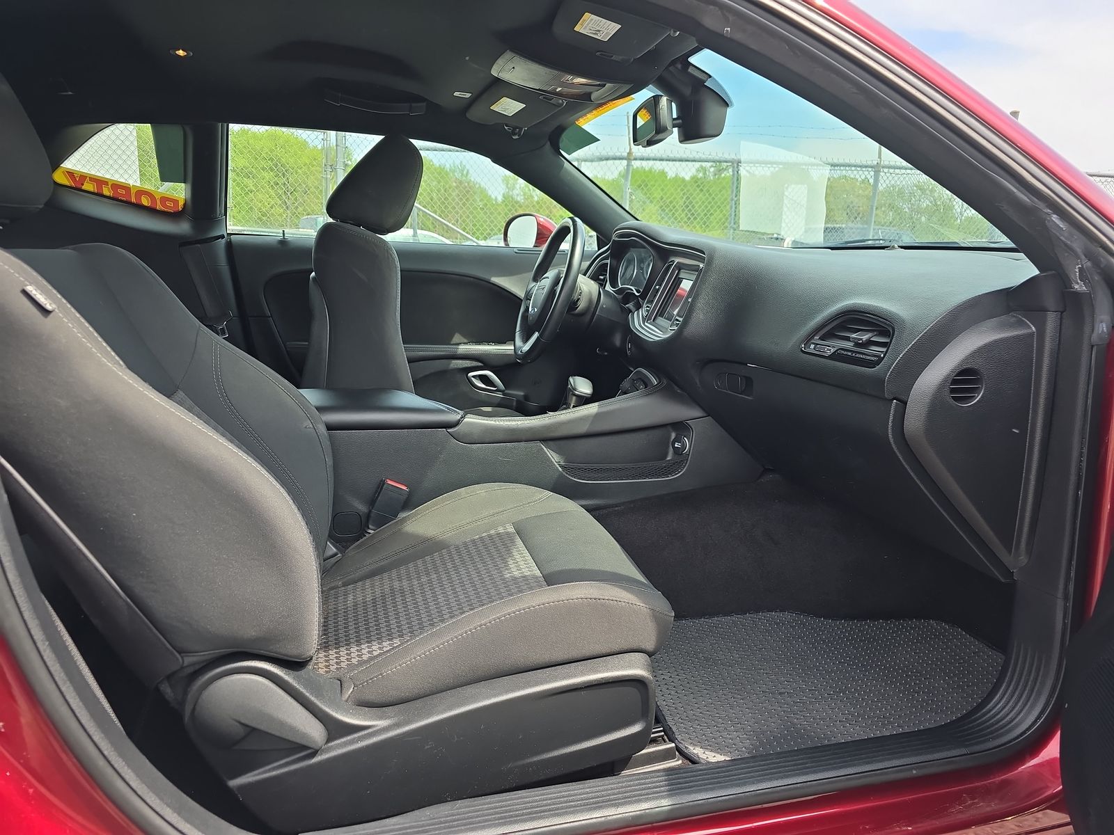 2019 Dodge Challenger SXT RWD