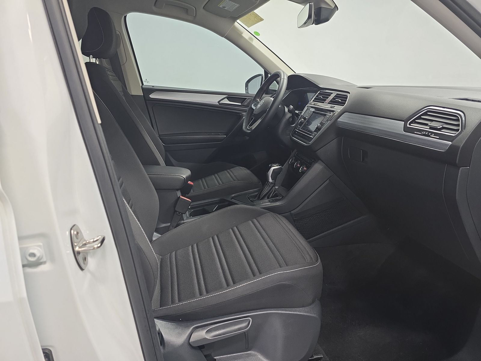 2024 Volkswagen Tiguan 2.0T S FWD