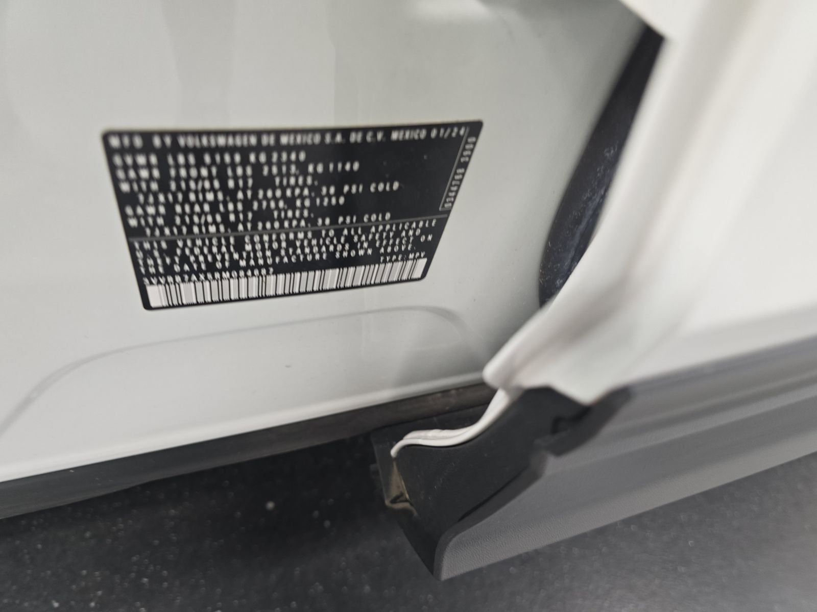 2024 Volkswagen Tiguan 2.0T S FWD