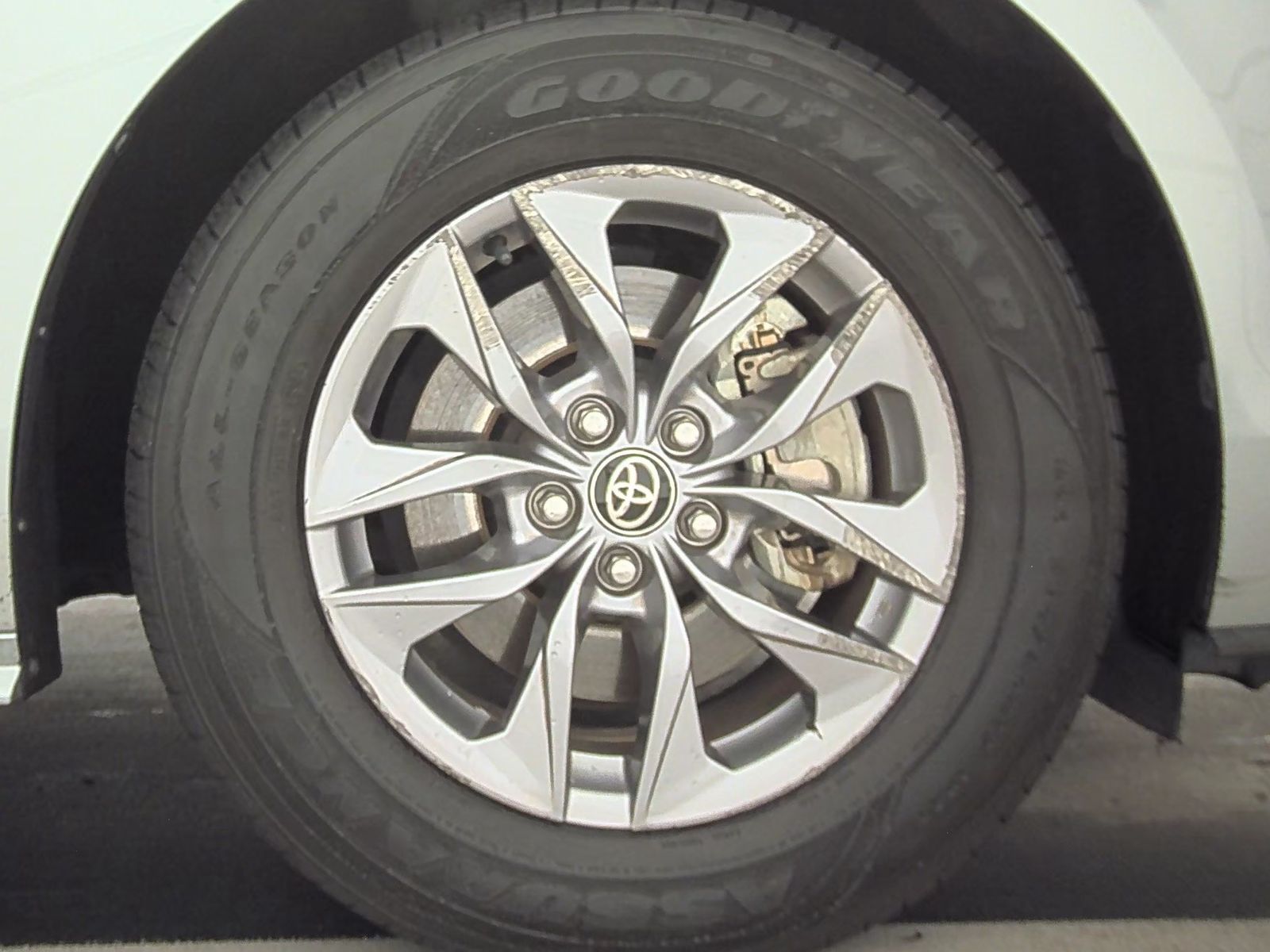 2021 Toyota Sienna XLE FWD