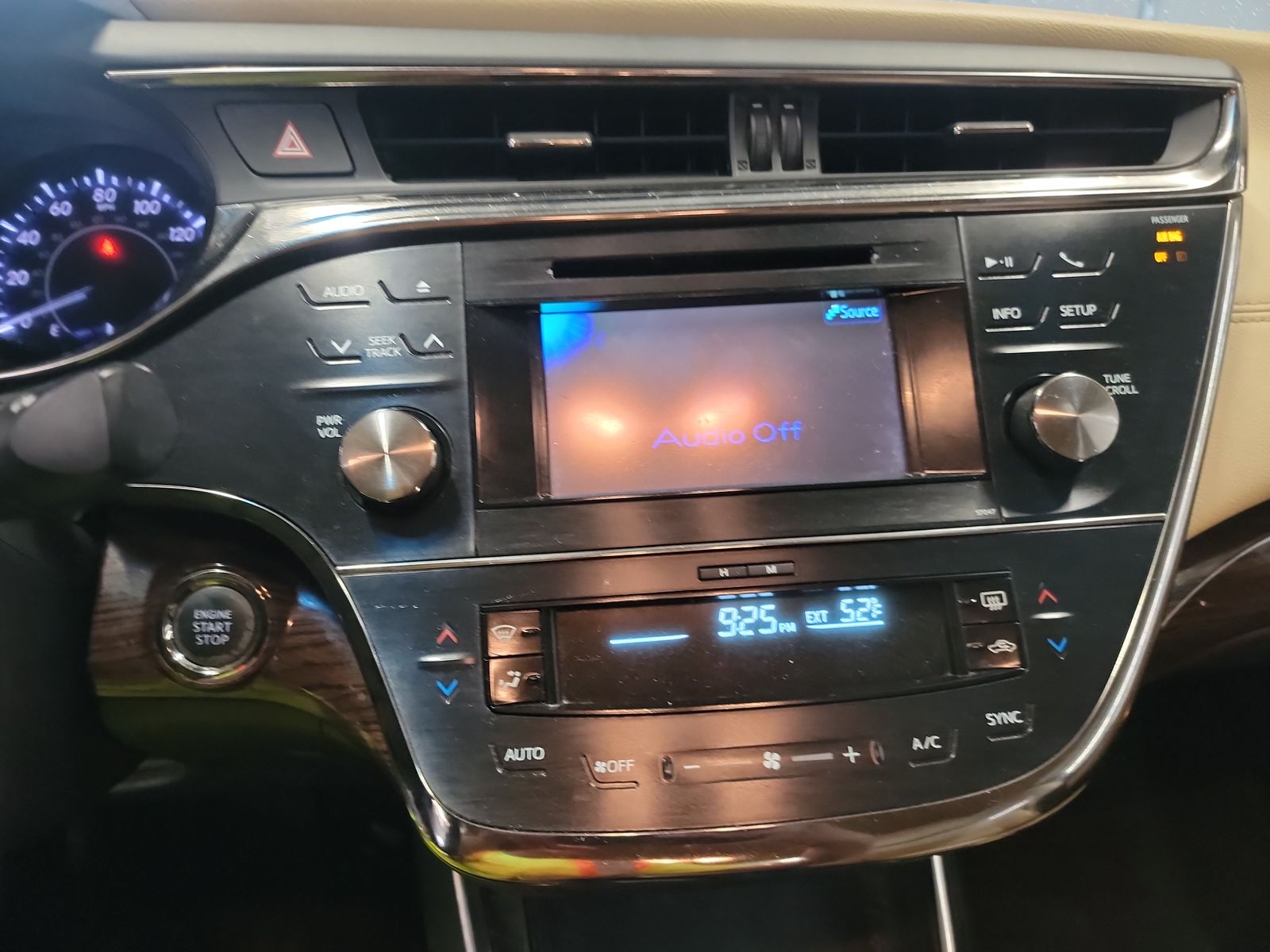 2014 Toyota Avalon XLE FWD