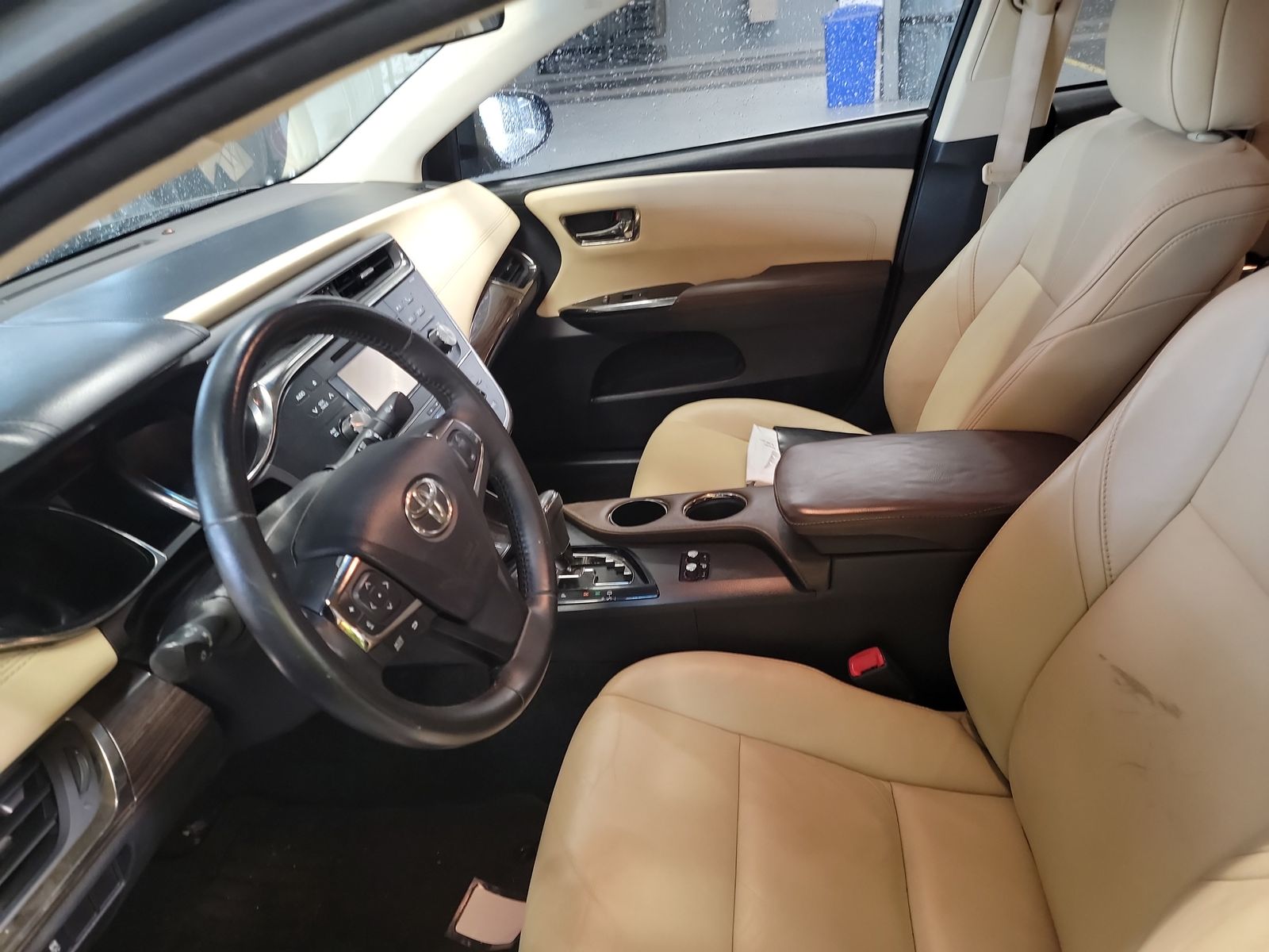 2014 Toyota Avalon XLE FWD