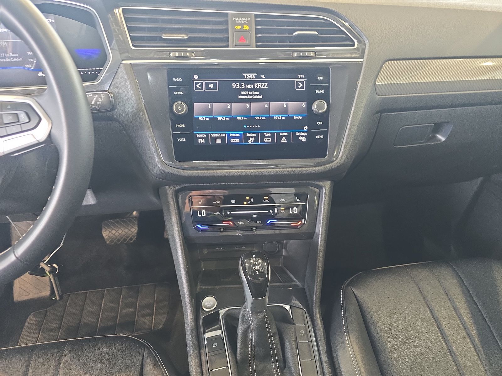 2024 Volkswagen Tiguan 2.0T SE FWD