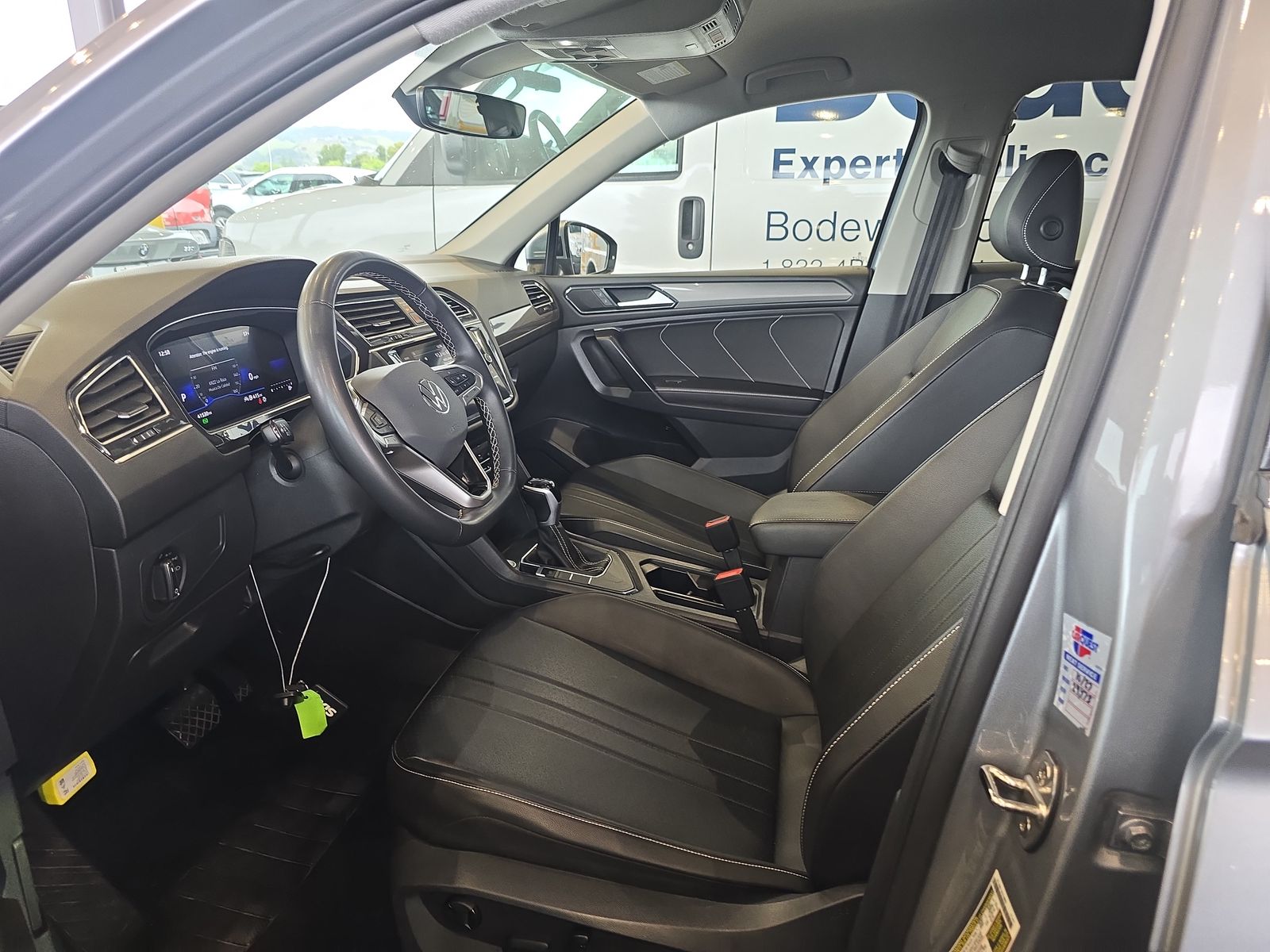 2024 Volkswagen Tiguan 2.0T SE FWD