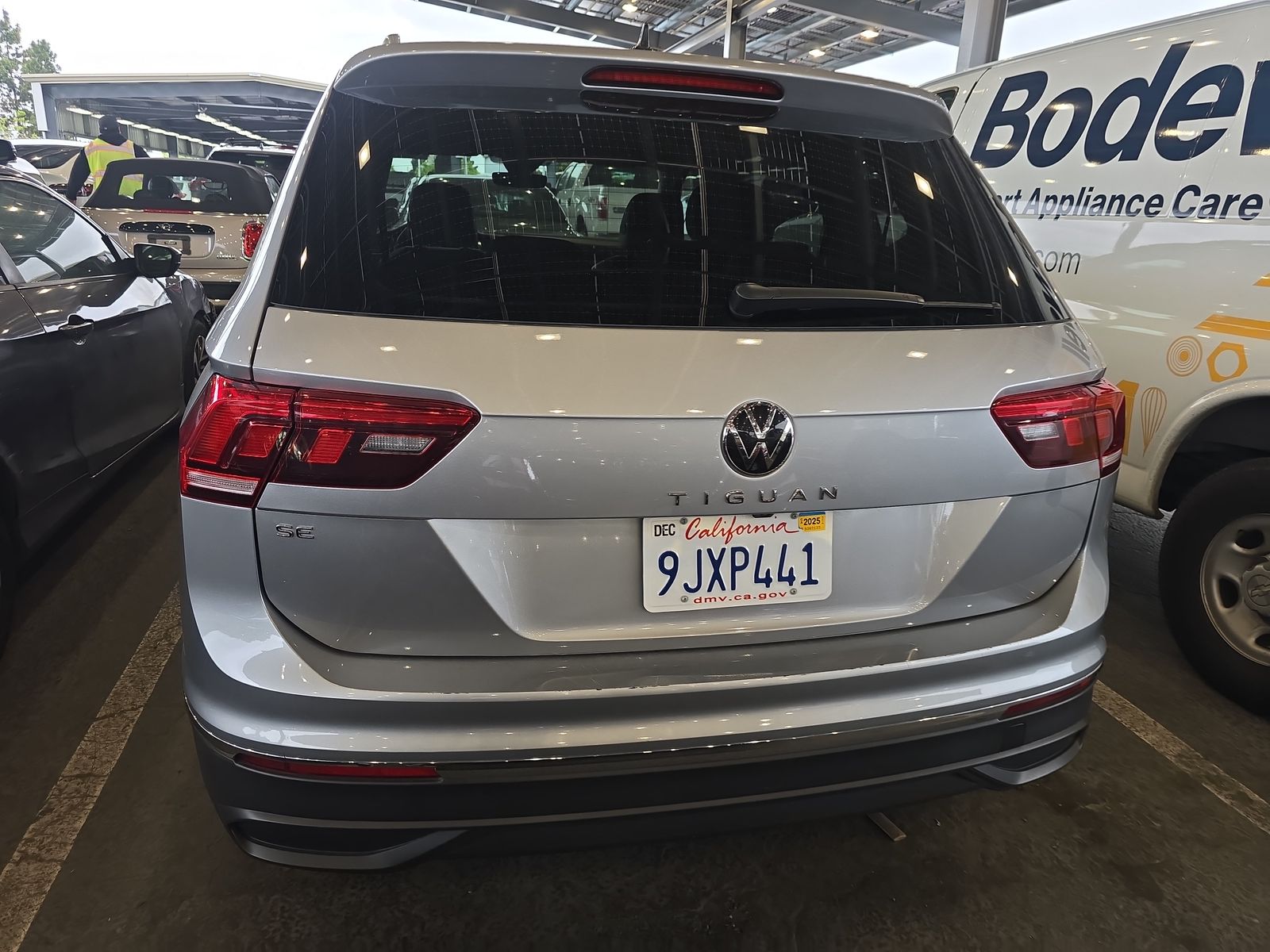 2024 Volkswagen Tiguan 2.0T SE FWD