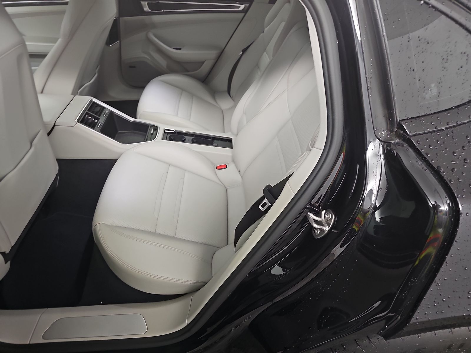 2017 Porsche Panamera 4 AWD