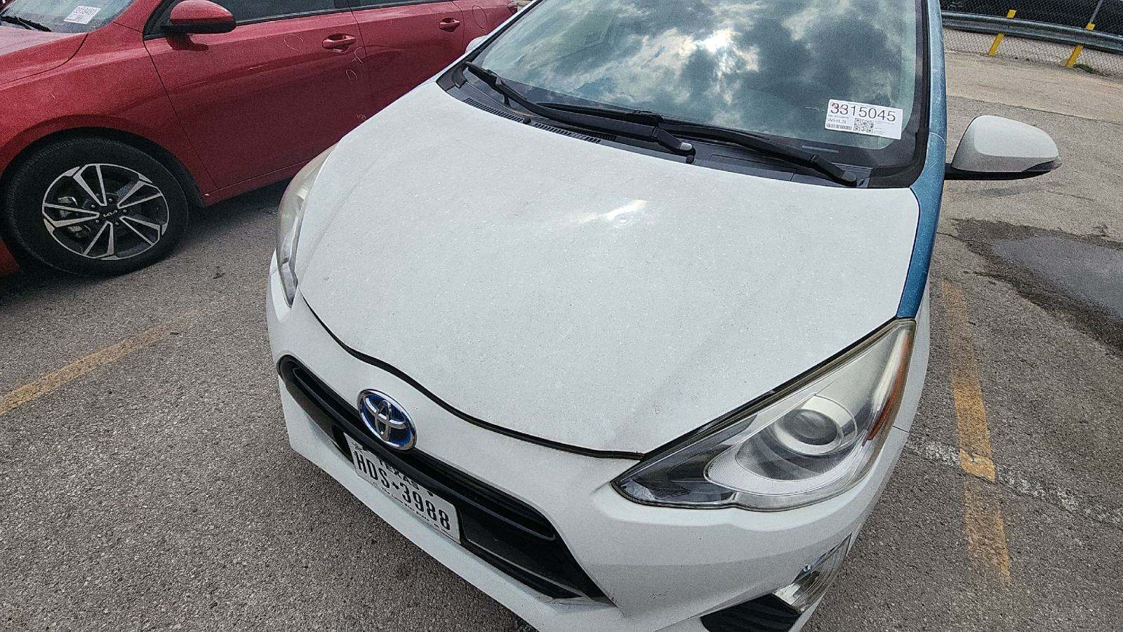 2016 Toyota Prius c Two FWD