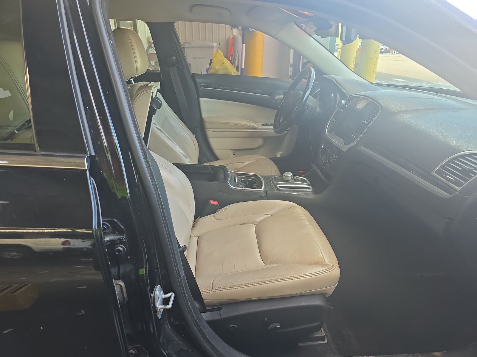 2018 Chrysler 300 Touring L RWD