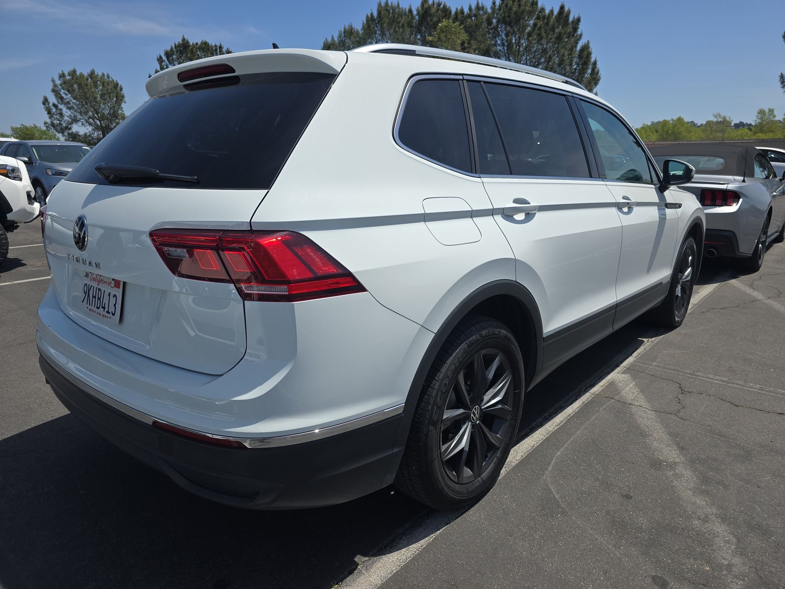 2024 Volkswagen Tiguan 2.0T SE FWD
