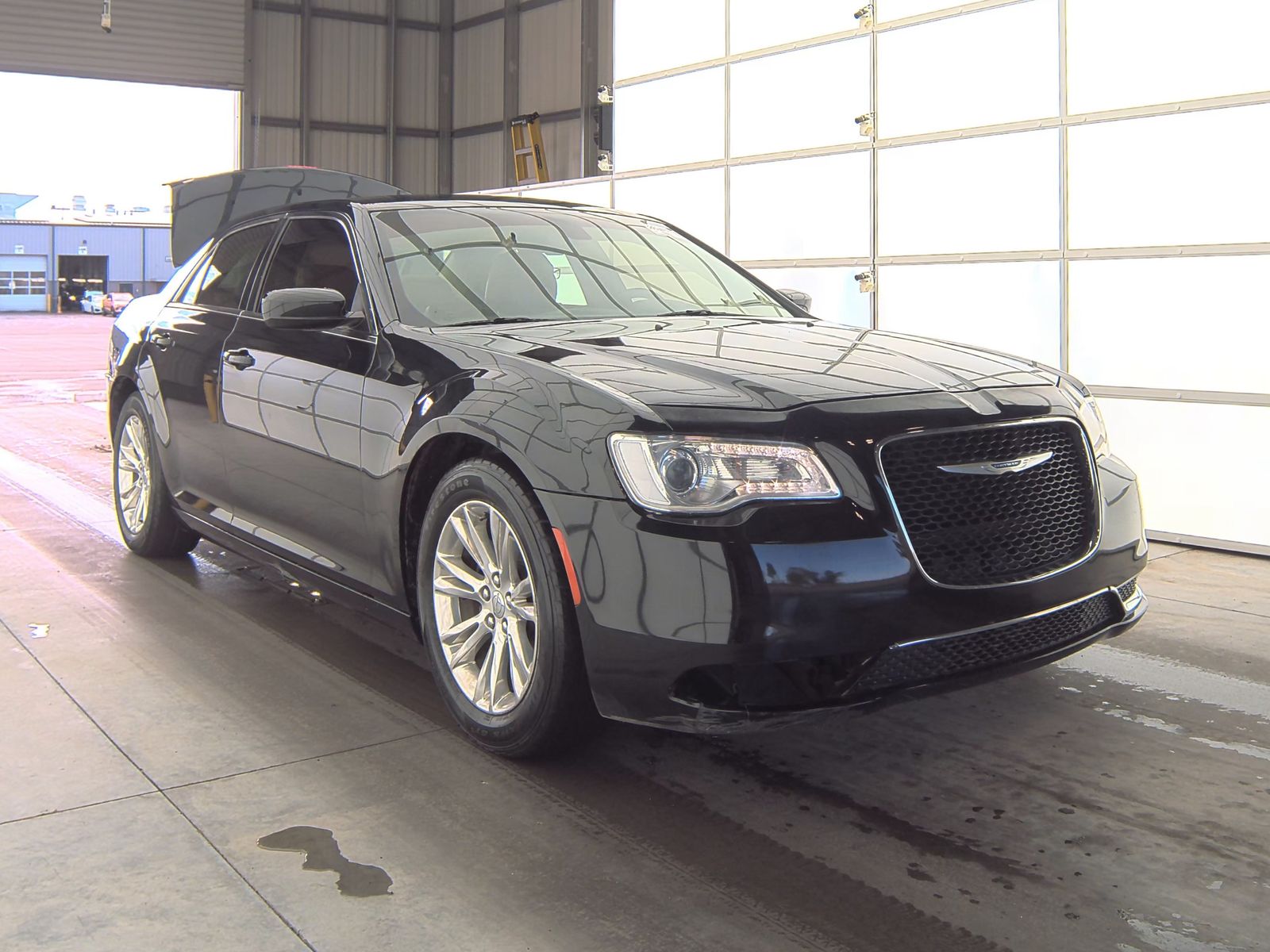2018 Chrysler 300 Touring L RWD
