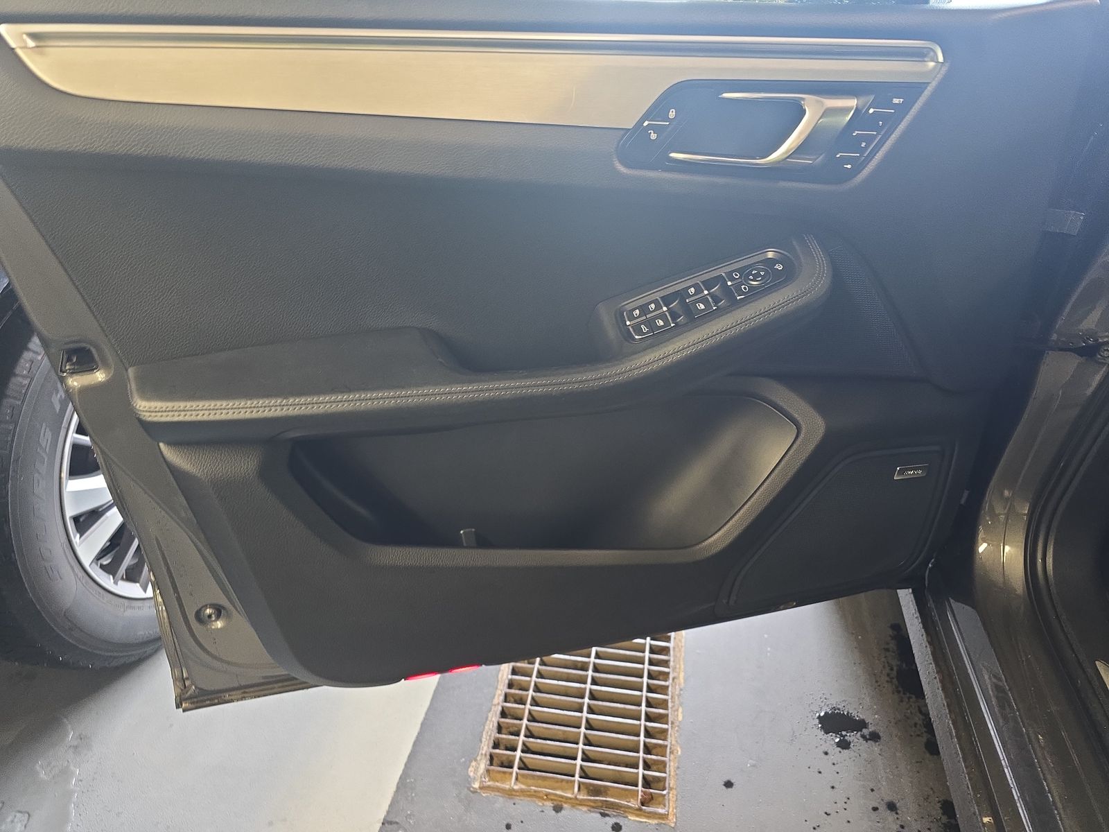 2015 Porsche Macan Turbo AWD