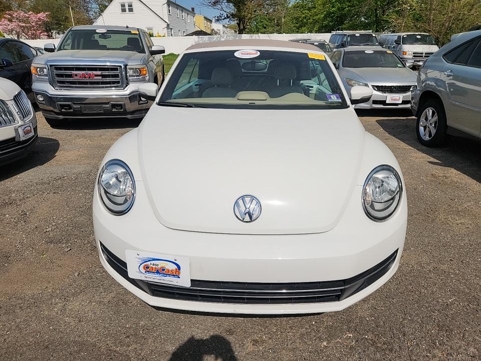 2014 Volkswagen Beetle 2.0L TDI FWD