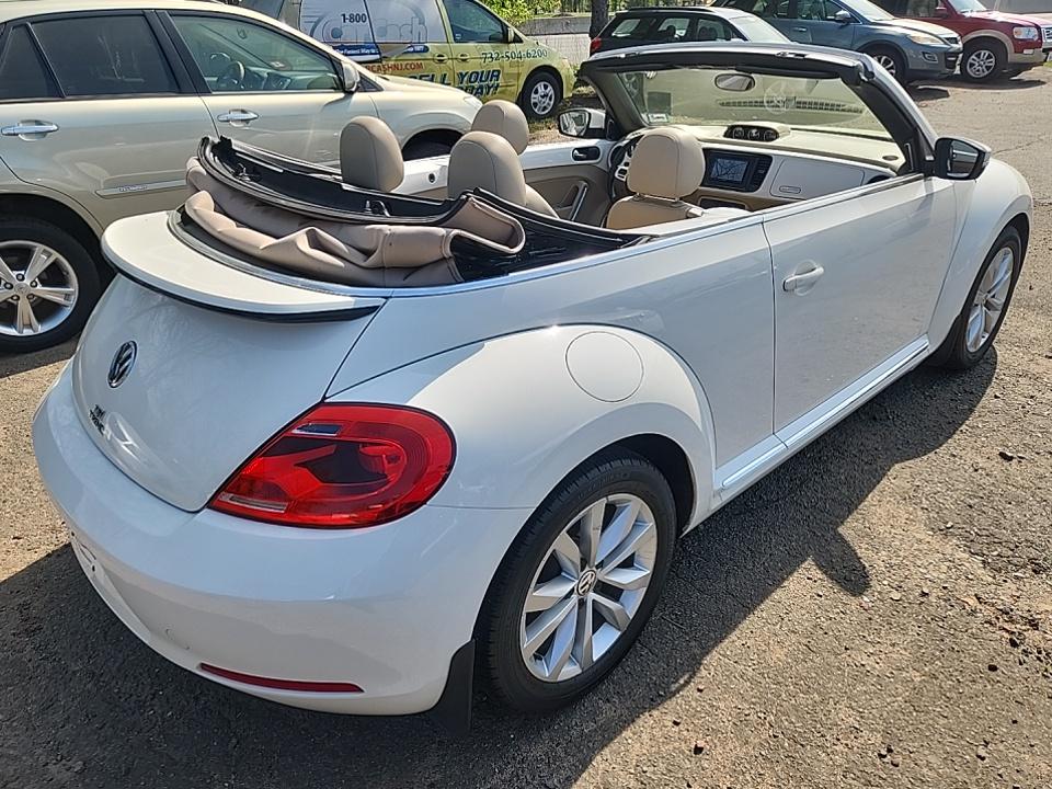 2014 Volkswagen Beetle 2.0L TDI FWD