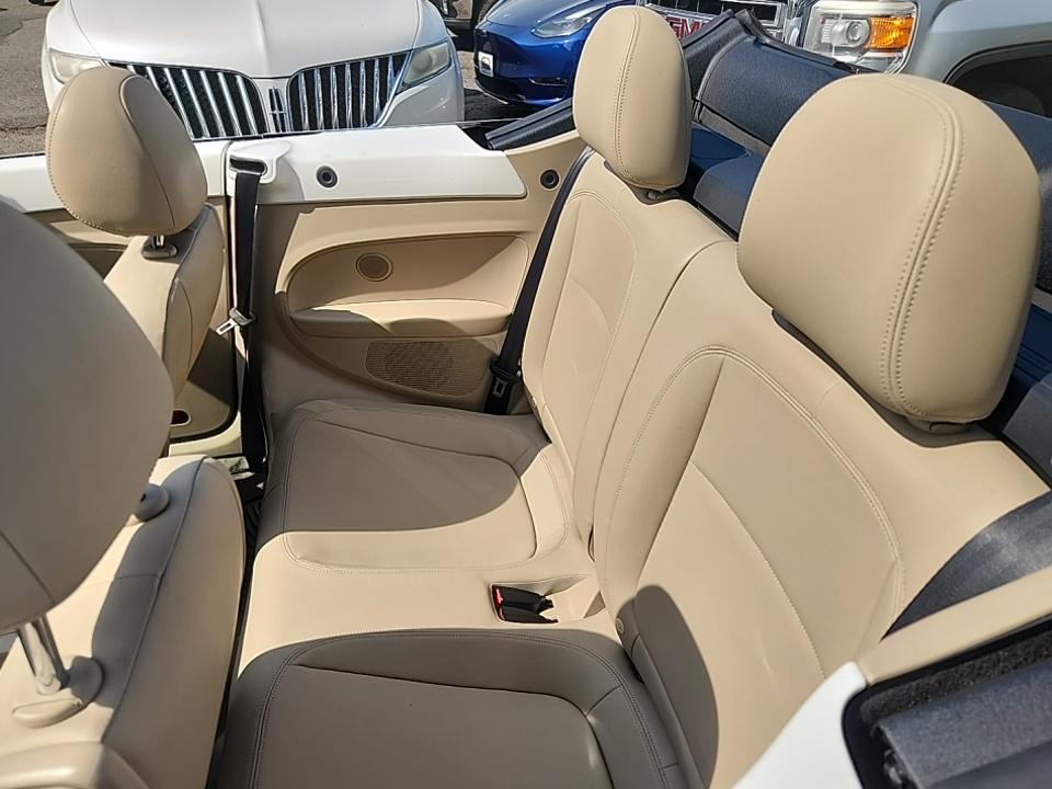 2014 Volkswagen Beetle 2.0L TDI FWD