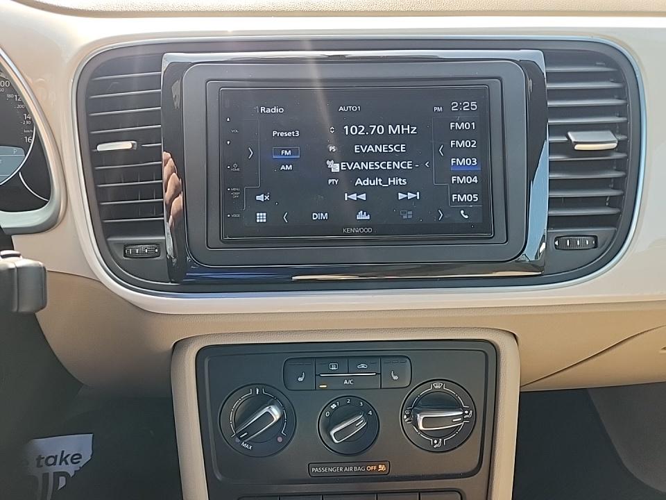 2014 Volkswagen Beetle 2.0L TDI FWD